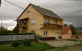 Keletifény Vendégház
